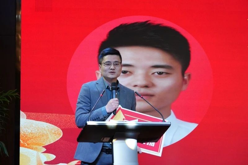 迎新春·话未来%7C多宝电竞控股集团举办2023年第1期青年沙龙_18f1053d.jpg
